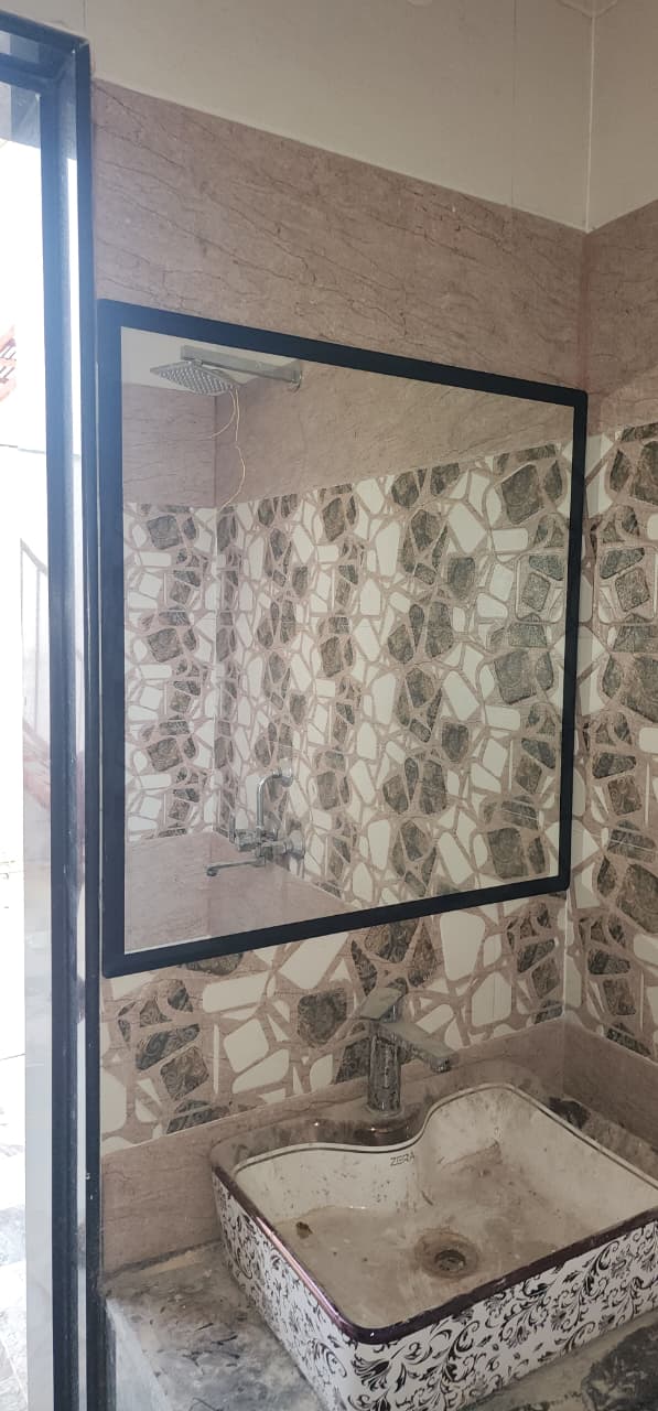 Glass installation 22